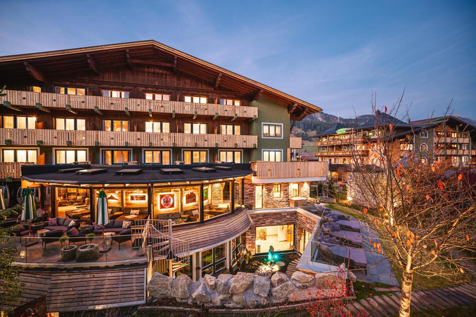 Hotel "Zum Ritter" Tannheim Exterior photo